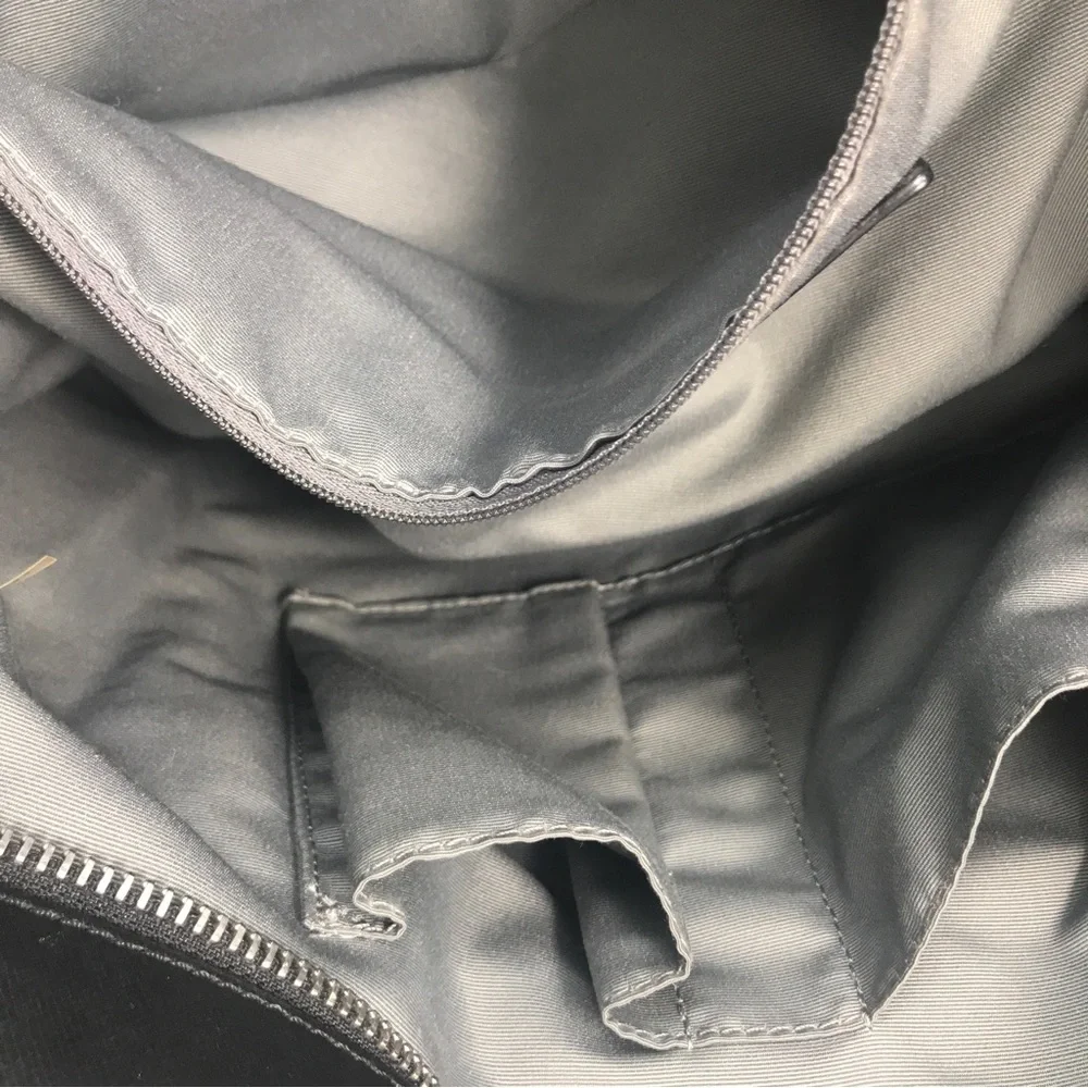 Coach Black Peyton Leather zip Top Tote - Picture 8 of 9
